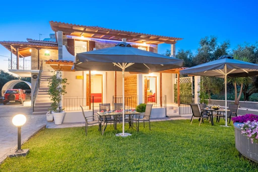 Afroditi Holiday Home- Green View Apartment สโวโรนาตา ภายนอก รูปภาพ
